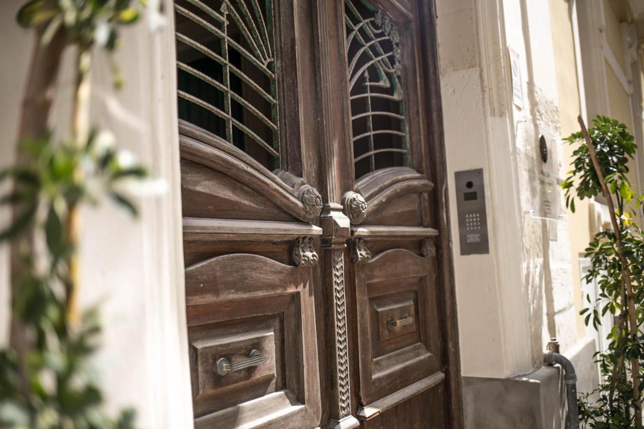 4 Balconi Liberty Apartments Lecce Bagian luar foto