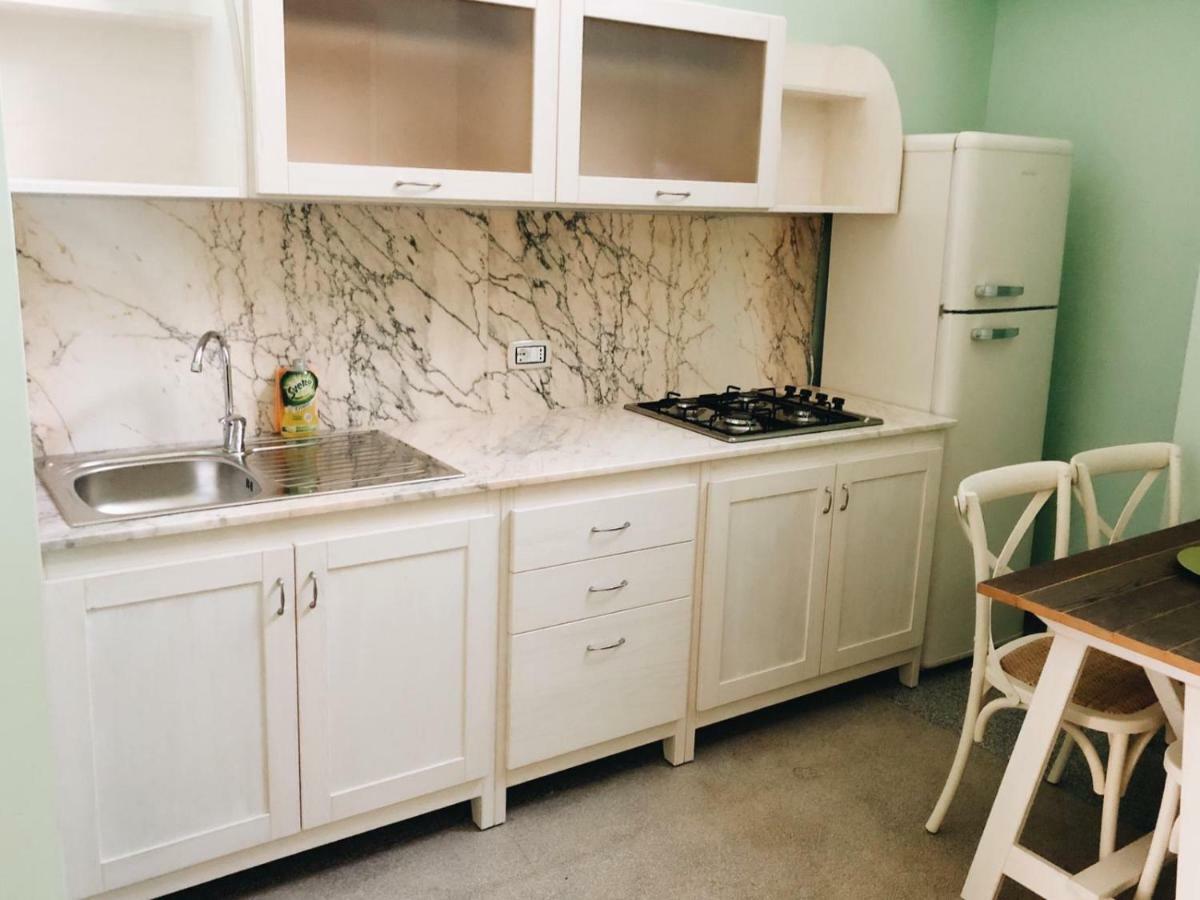4 Balconi Liberty Apartments Lecce Bagian luar foto