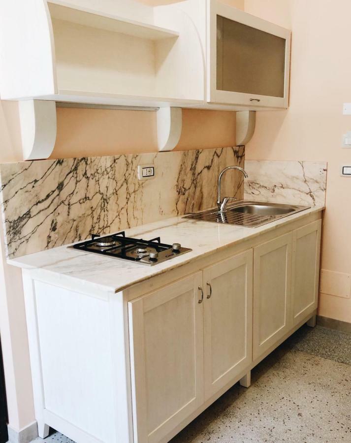 4 Balconi Liberty Apartments Lecce Bagian luar foto
