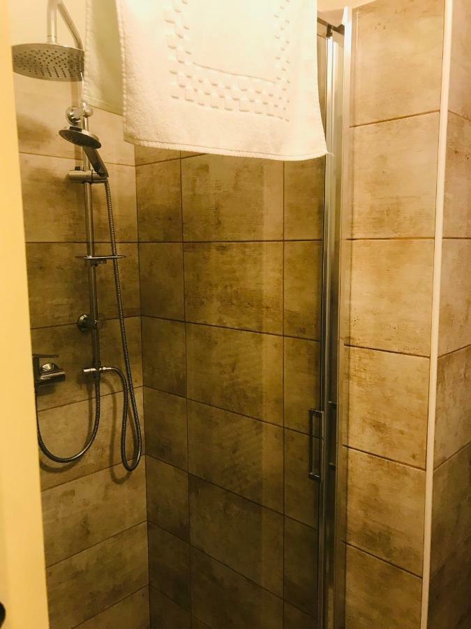 4 Balconi Liberty Apartments Lecce Bagian luar foto