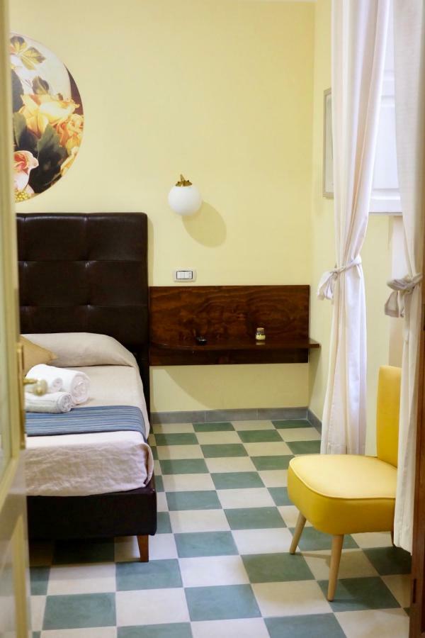 4 Balconi Liberty Apartments Lecce Bagian luar foto