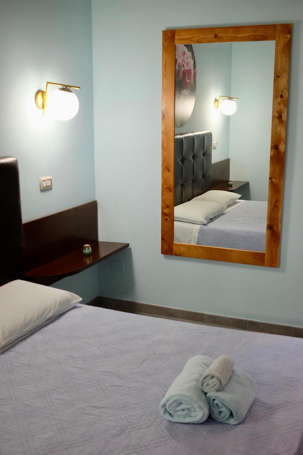 4 Balconi Liberty Apartments Lecce Bagian luar foto