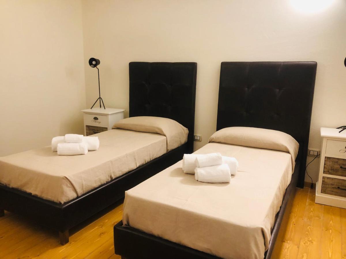 4 Balconi Liberty Apartments Lecce Bagian luar foto